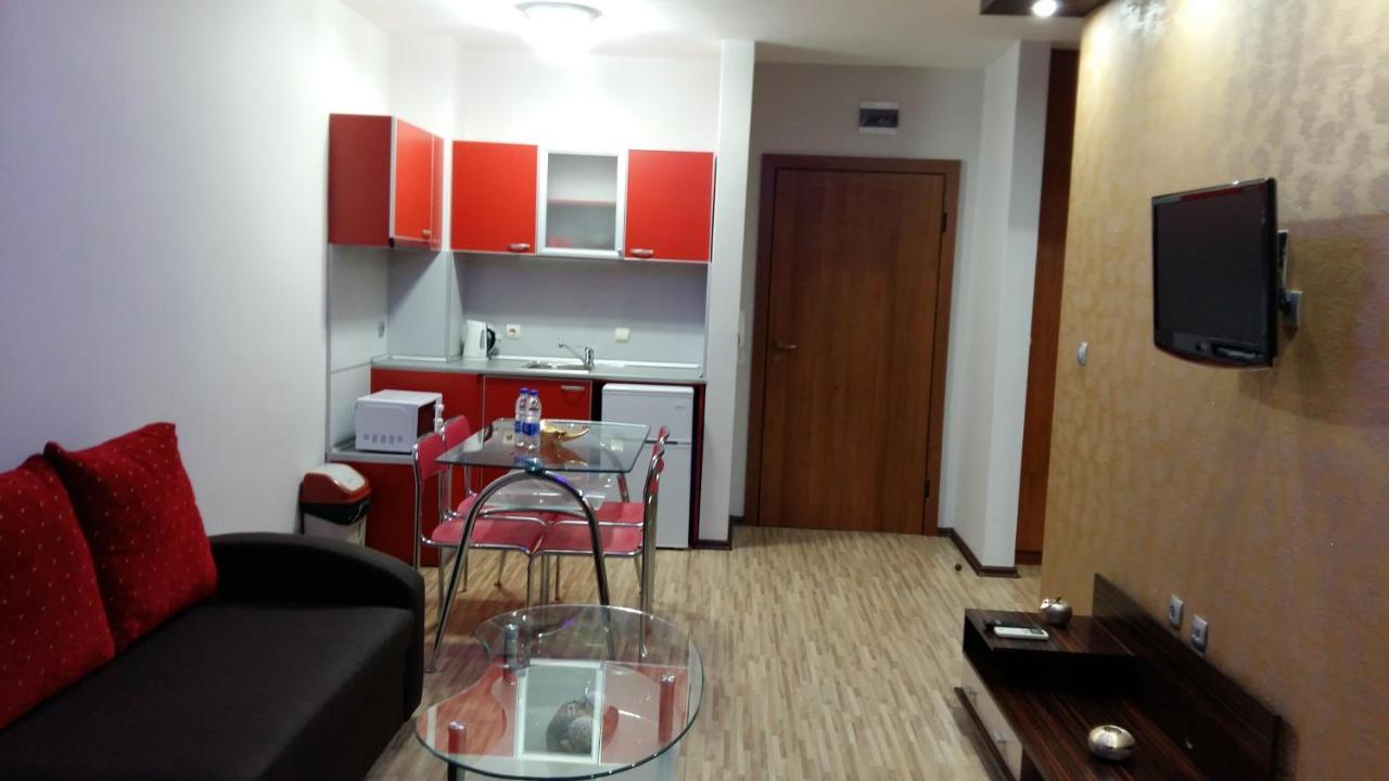 Fantasy Apartaments And Studios Avenue Комплекс Фантазия Хисаря Exterior photo