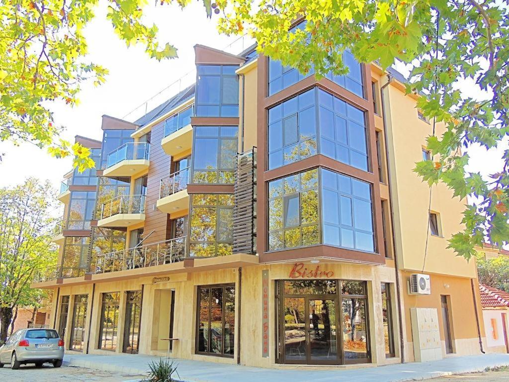 Fantasy Apartaments And Studios Avenue Комплекс Фантазия Хисаря Exterior photo
